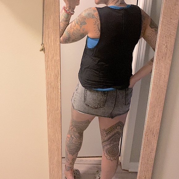 DOLLS KILL โข CURRENT MOOD (NWOT) โข Grey Acid-Washed Denim Mini Skirt โข Medium - Picture 10 of 15